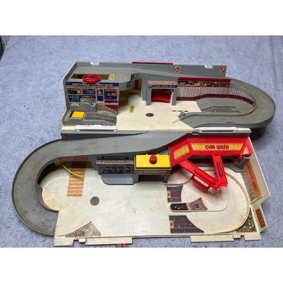 Hot Wheels | Toys | Vintage 979 Hot Wheels Car Wash Service Station Sto ...